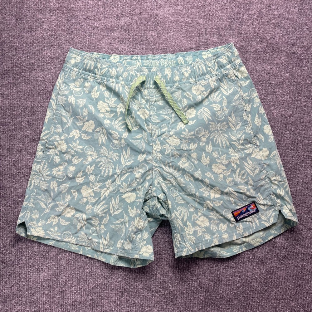 Patagonia Wavefarer Volley Shorts Mens XS Blue Green Floral 86511 6.5 Inseam